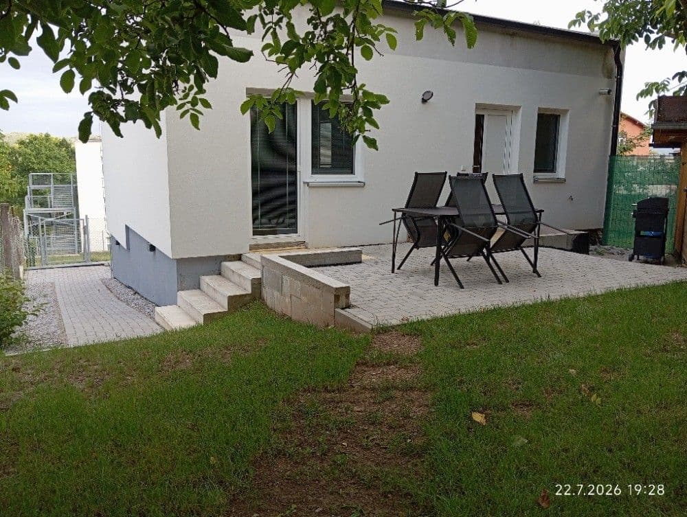 Pronájem bytu 2+kk 50 m², Nad Zahradnictvím, Beroun, Středočeský kraj Pronájem bytu 2+kk 50 m², Nad Zahradnictvím, Beroun, Středočeský kraj