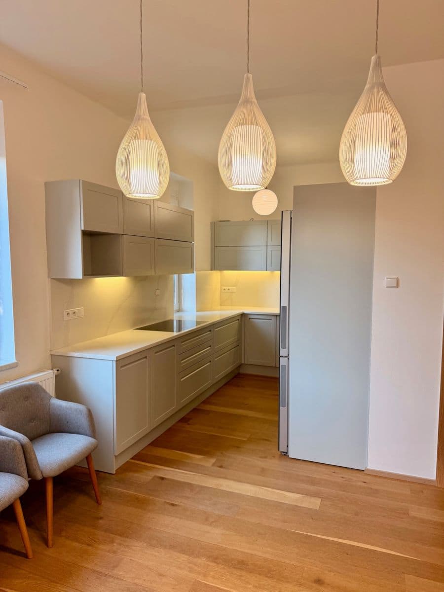 Pronájem bytu 3+kk 105 m², České družiny, Praha, Praha Pronájem bytu 3+kk 105 m², České družiny, Praha, Praha
