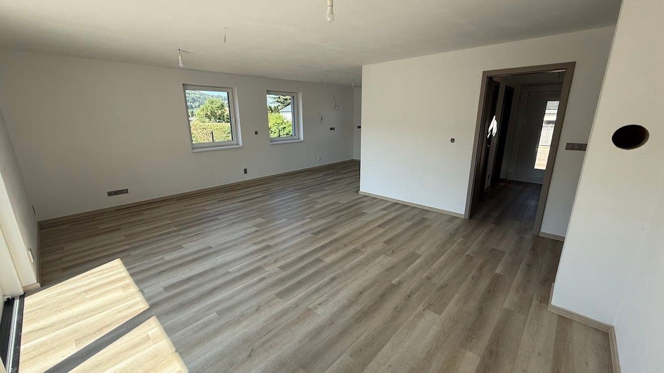 Prodej domu 100 m², pozemek 797 m², Doksy, Liberecký kraj Prodej domu 100 m², pozemek 797 m², Doksy, Liberecký kraj