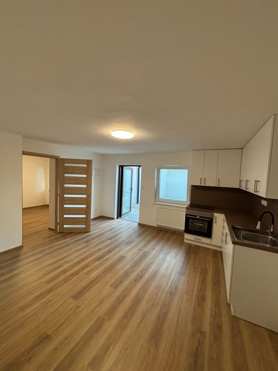 Pronájem bytu 3+kk 60 m², Přáslavská, Olomouc, Olomoucký kraj Pronájem bytu 3+kk 60 m², Přáslavská, Olomouc, Olomoucký kraj