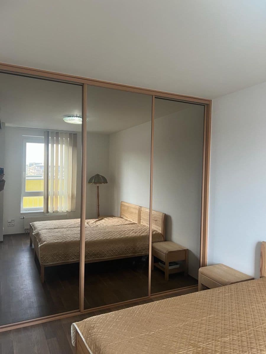 Pronájem bytu 2+kk 55 m², Pod Harfou, Praha, Praha Pronájem bytu 2+kk 55 m², Pod Harfou, Praha, Praha