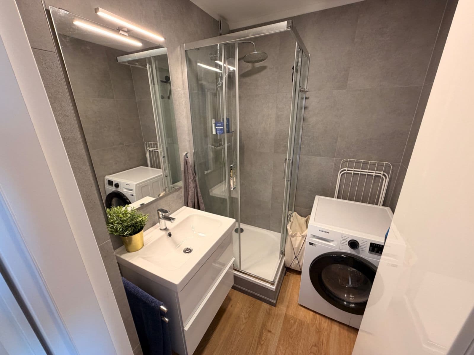 Pronájem bytu 2+kk 57 m², Třeboradická, Praha, Praha Pronájem bytu 2+kk 57 m², Třeboradická, Praha, Praha