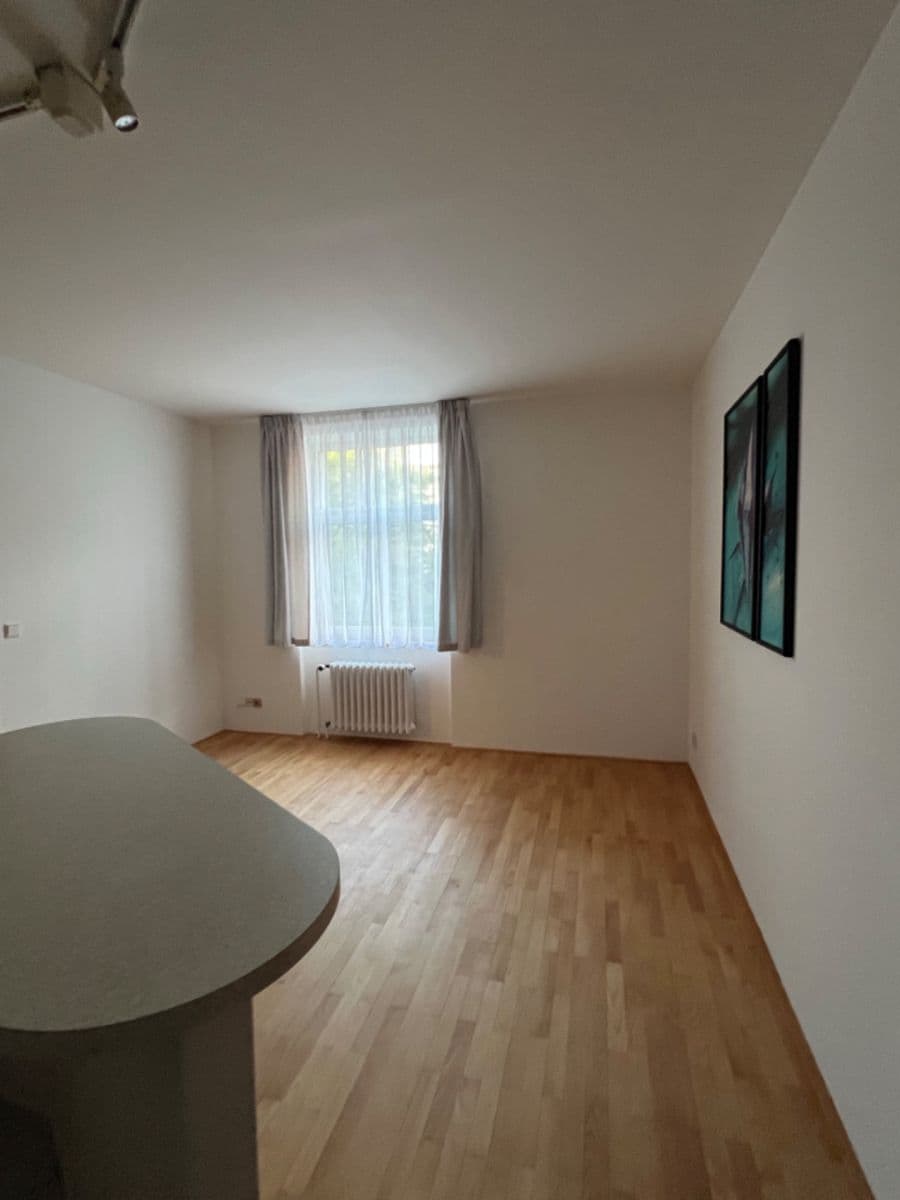 Pronájem bytu 2+kk 46 m², Rubeška, Praha, Praha Pronájem bytu 2+kk 46 m², Rubeška, Praha, Praha