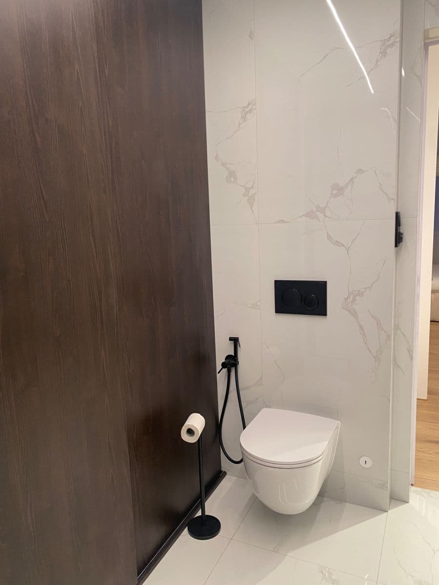 Prodej bytu 2+1 62 m², Komenského náměstí, Říčany, Středočeský kraj Prodej bytu 2+1 62 m², Komenského náměstí, Říčany, Středočeský kraj
