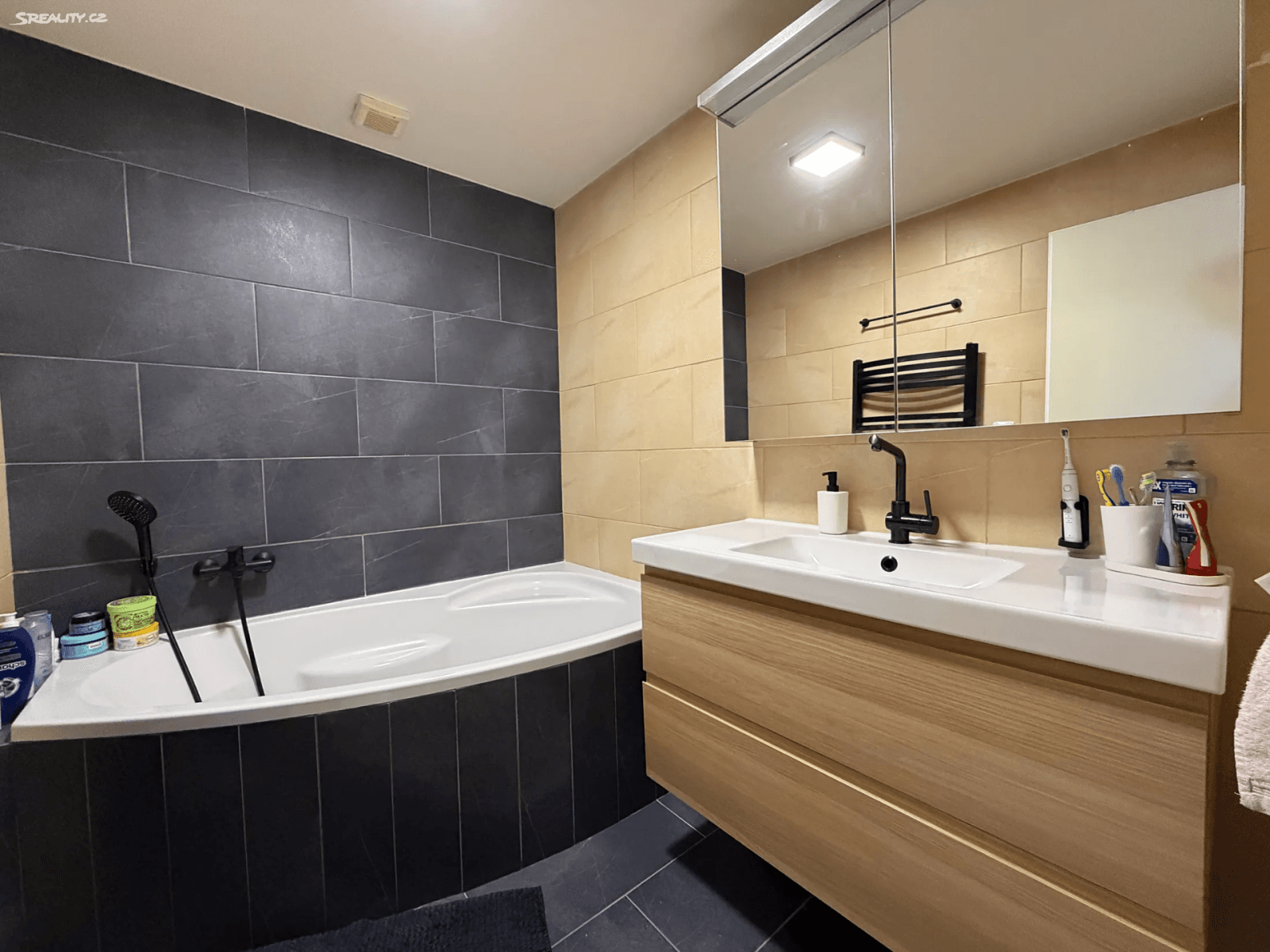 Pronájem bytu 4+kk 104 m², U Školky, Hořovice, Středočeský kraj Pronájem bytu 4+kk 104 m², U Školky, Hořovice, Středočeský kraj