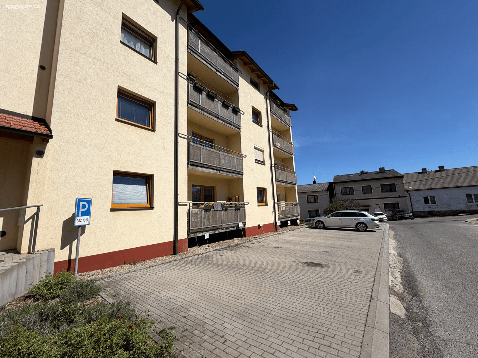 Pronájem bytu 4+kk 104 m², U Školky, Hořovice, Středočeský kraj Pronájem bytu 4+kk 104 m², U Školky, Hořovice, Středočeský kraj