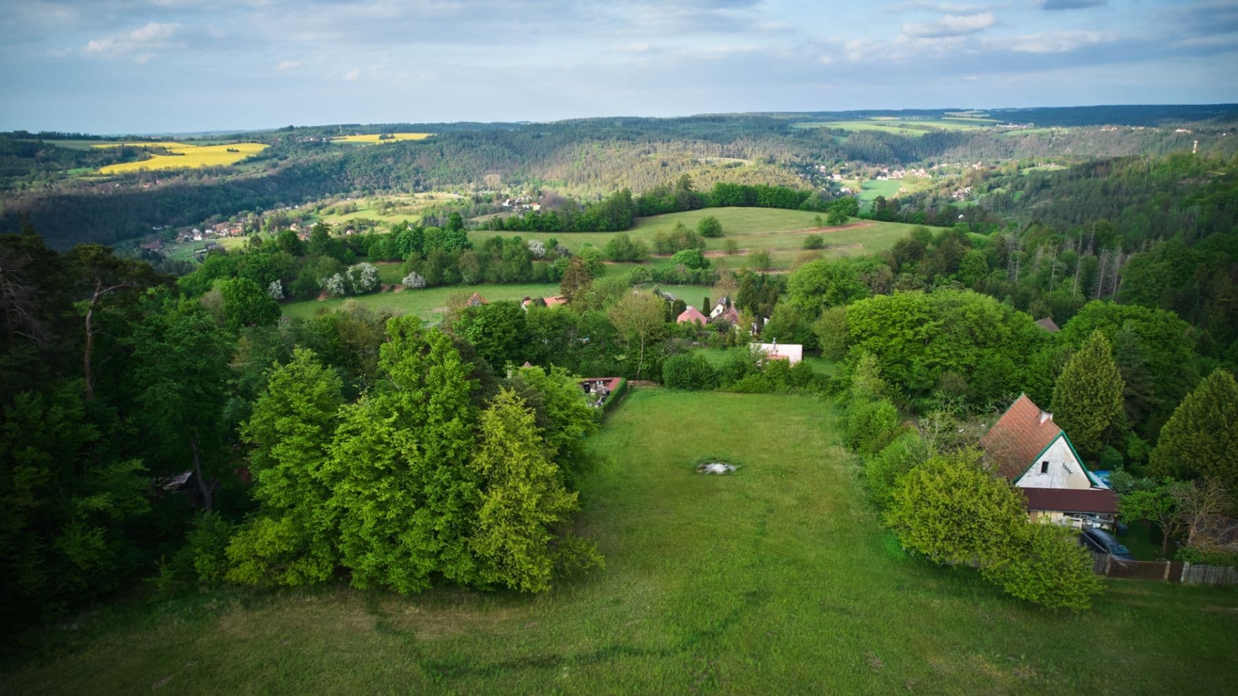 Prodej pozemku 1.885 m², Ledečko, Středočeský kraj Prodej pozemku 1.885 m², Ledečko, Středočeský kraj