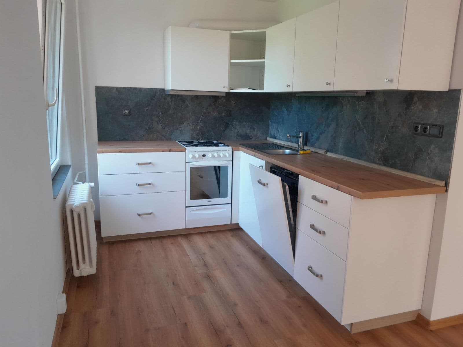 Pronájem bytu 3+kk 69 m², Nezvalova, Litoměřice, Ústecký kraj Pronájem bytu 3+kk 69 m², Nezvalova, Litoměřice, Ústecký kraj