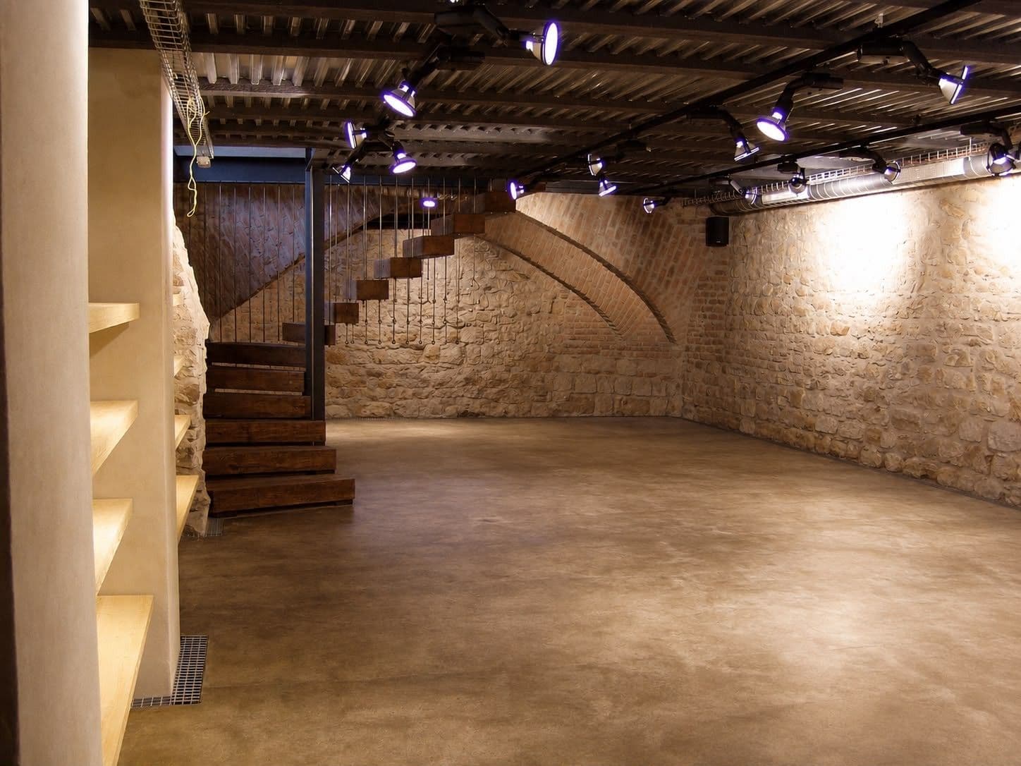 Prodej domu 600 m², pozemek 221 m², Karmelitská, Praha, Praha Prodej domu 600 m², pozemek 221 m², Karmelitská, Praha, Praha