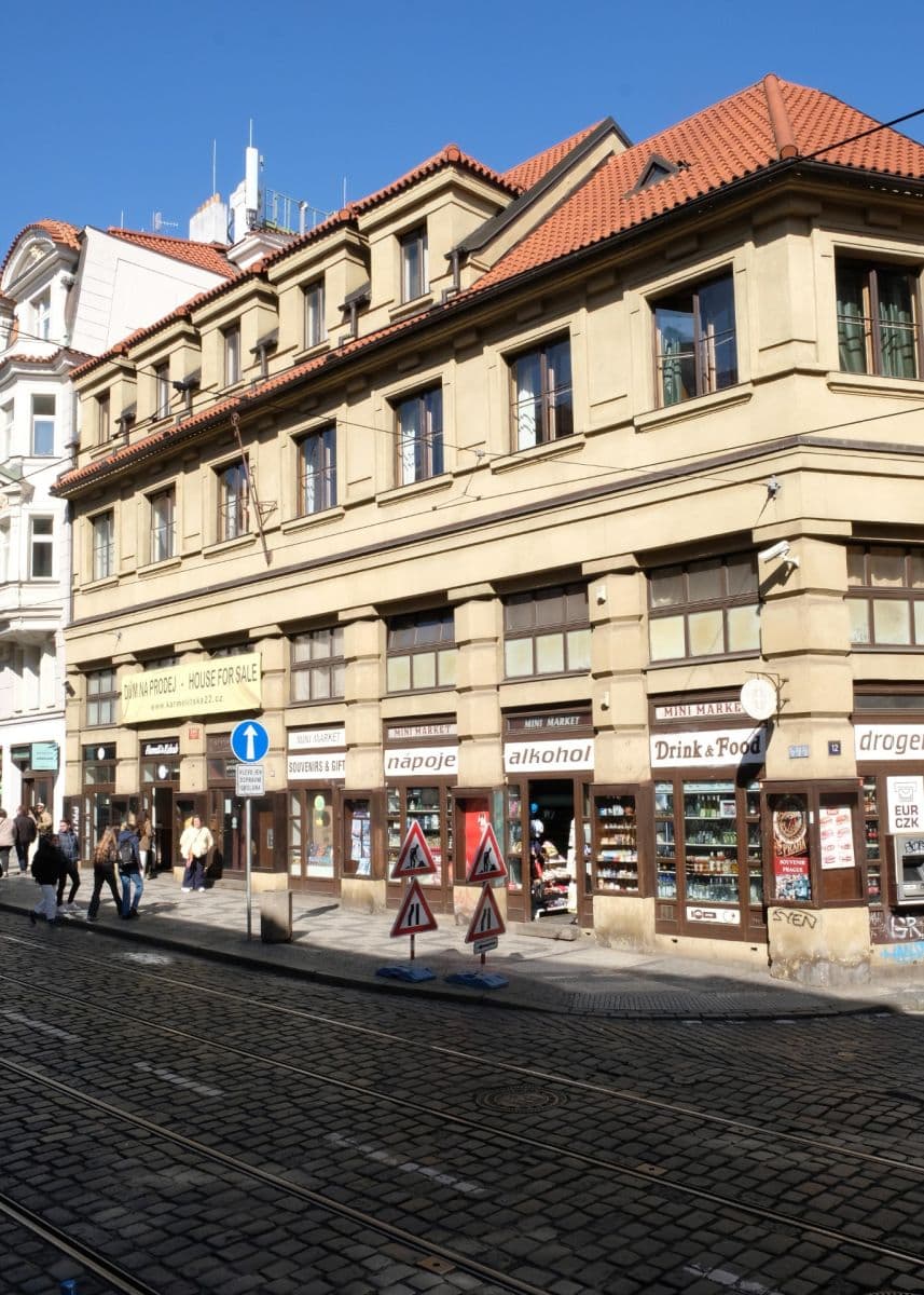 Prodej domu 600 m², pozemek 221 m², Karmelitská, Praha, Praha Prodej domu 600 m², pozemek 221 m², Karmelitská, Praha, Praha
