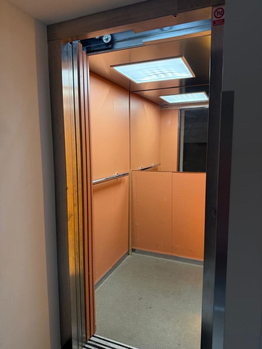 Pronájem bytu 2+kk 38 m², Tachovské náměstí, Praha, Praha Pronájem bytu 2+kk 38 m², Tachovské náměstí, Praha, Praha