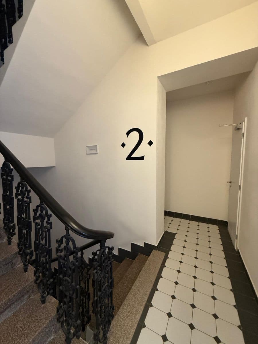 Pronájem bytu 2+kk 38 m², Tachovské náměstí, Praha, Praha Pronájem bytu 2+kk 38 m², Tachovské náměstí, Praha, Praha