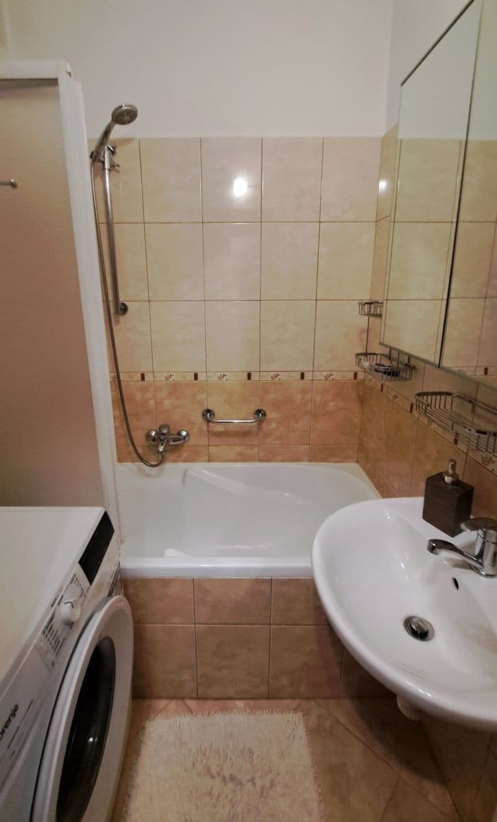 Pronájem bytu 3+1 61 m², Družstevní, Vlašim, Středočeský kraj Pronájem bytu 3+1 61 m², Družstevní, Vlašim, Středočeský kraj