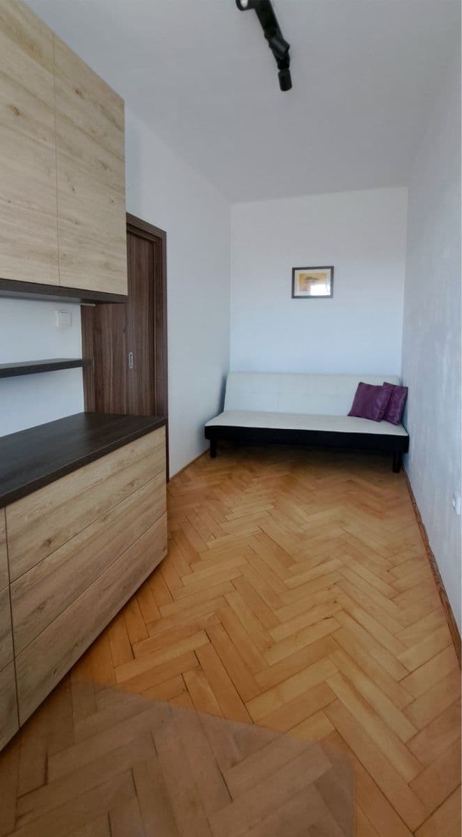 Pronájem bytu 3+1 61 m², Družstevní, Vlašim, Středočeský kraj Pronájem bytu 3+1 61 m², Družstevní, Vlašim, Středočeský kraj