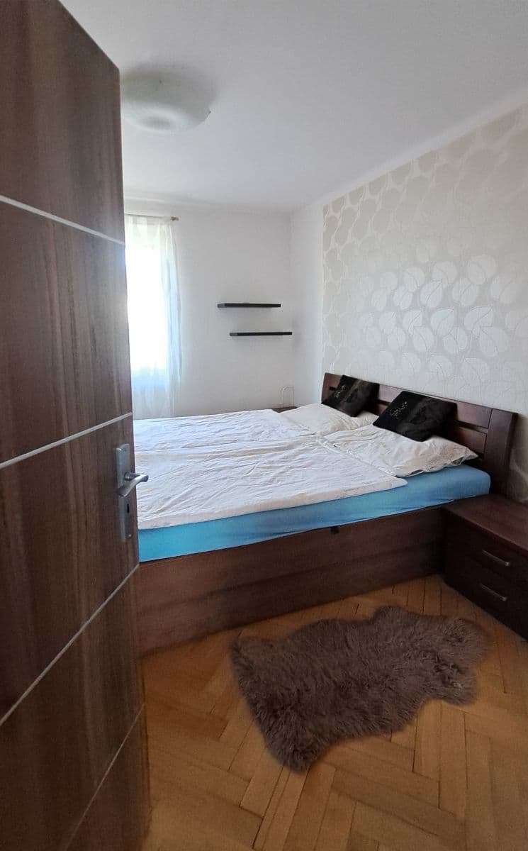 Pronájem bytu 3+1 61 m², Družstevní, Vlašim, Středočeský kraj Pronájem bytu 3+1 61 m², Družstevní, Vlašim, Středočeský kraj