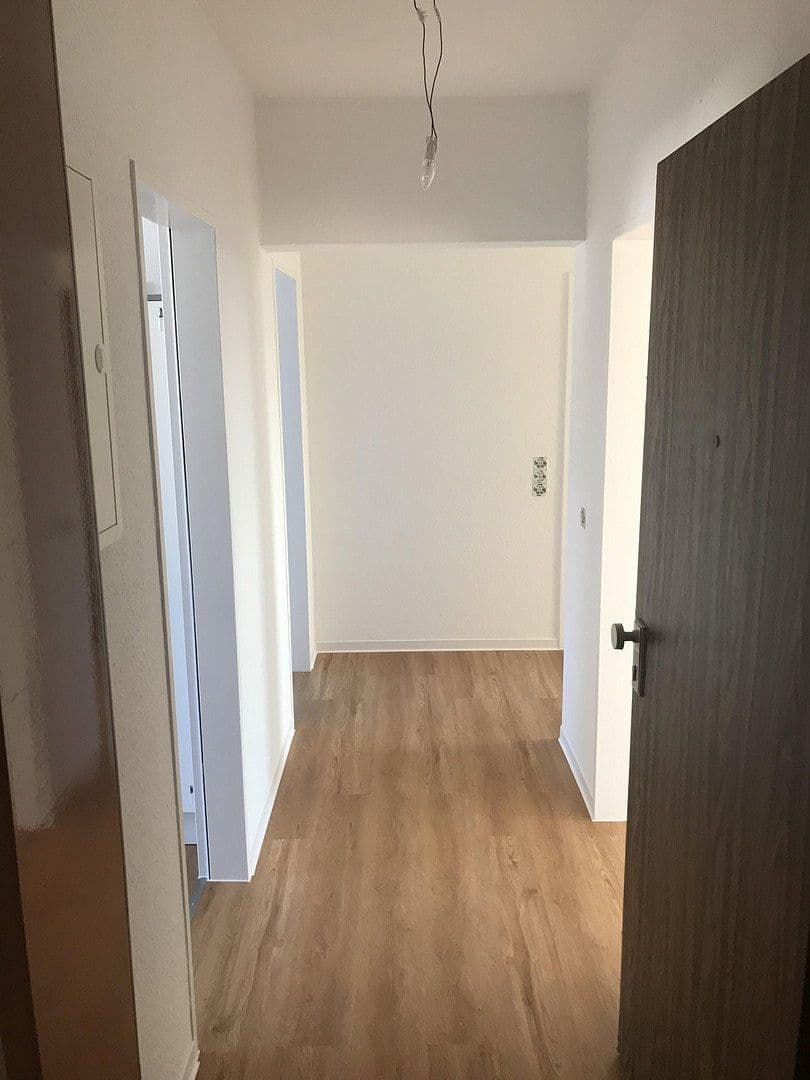 Pronájem bytu 3+1 71 m², Gutenbergstr. 5, Bremerhaven, Bremen Pronájem bytu 3+1 71 m², Gutenbergstr. 5, Bremerhaven, Bremen