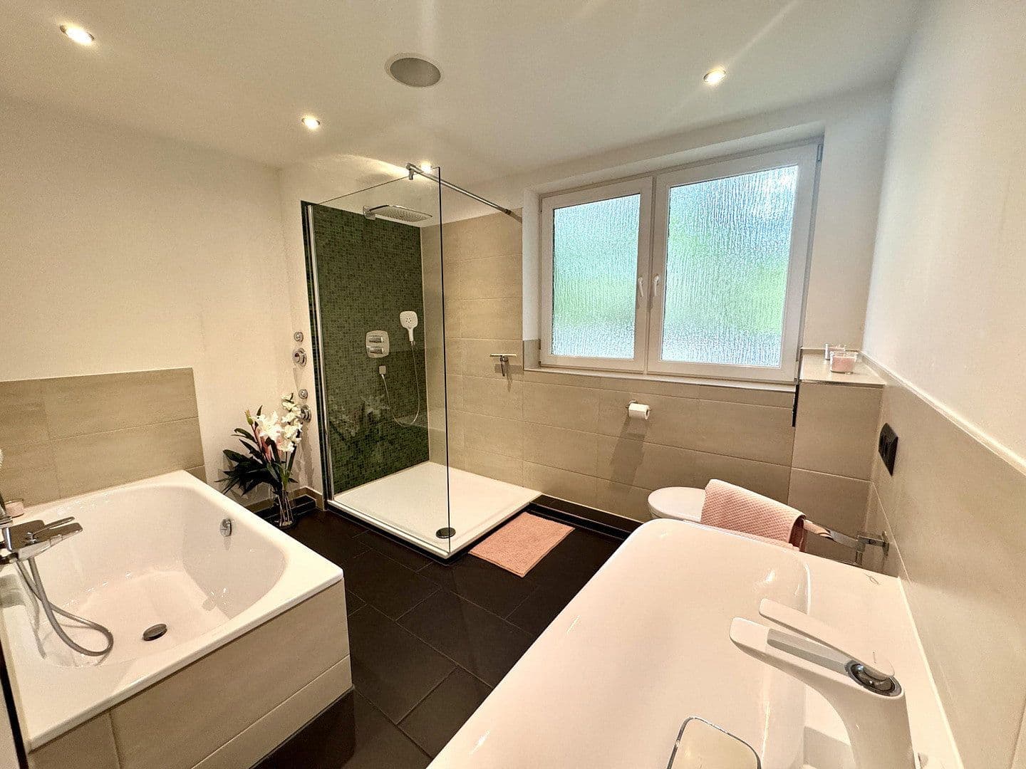 Prodej bytu 3+1 95 m², Theodor-Storm-Straße, Norderstedt, Šlesvicko-Holštýnsko Prodej bytu 3+1 95 m², Theodor-Storm-Straße, Norderstedt, Šlesvicko-Holštýnsko