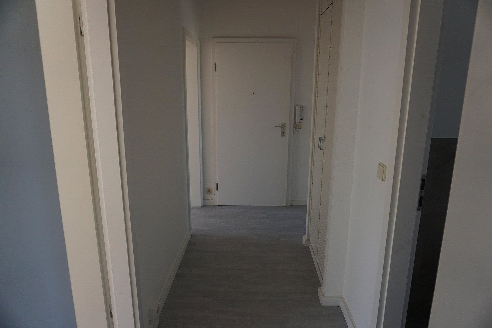 Prodej bytu 4+1 75 m², Neue Burgkemnitzer Str. 53, Muldestausee, Sasko-Anhaltsko Prodej bytu 4+1 75 m², Neue Burgkemnitzer Str. 53, Muldestausee, Sasko-Anhaltsko