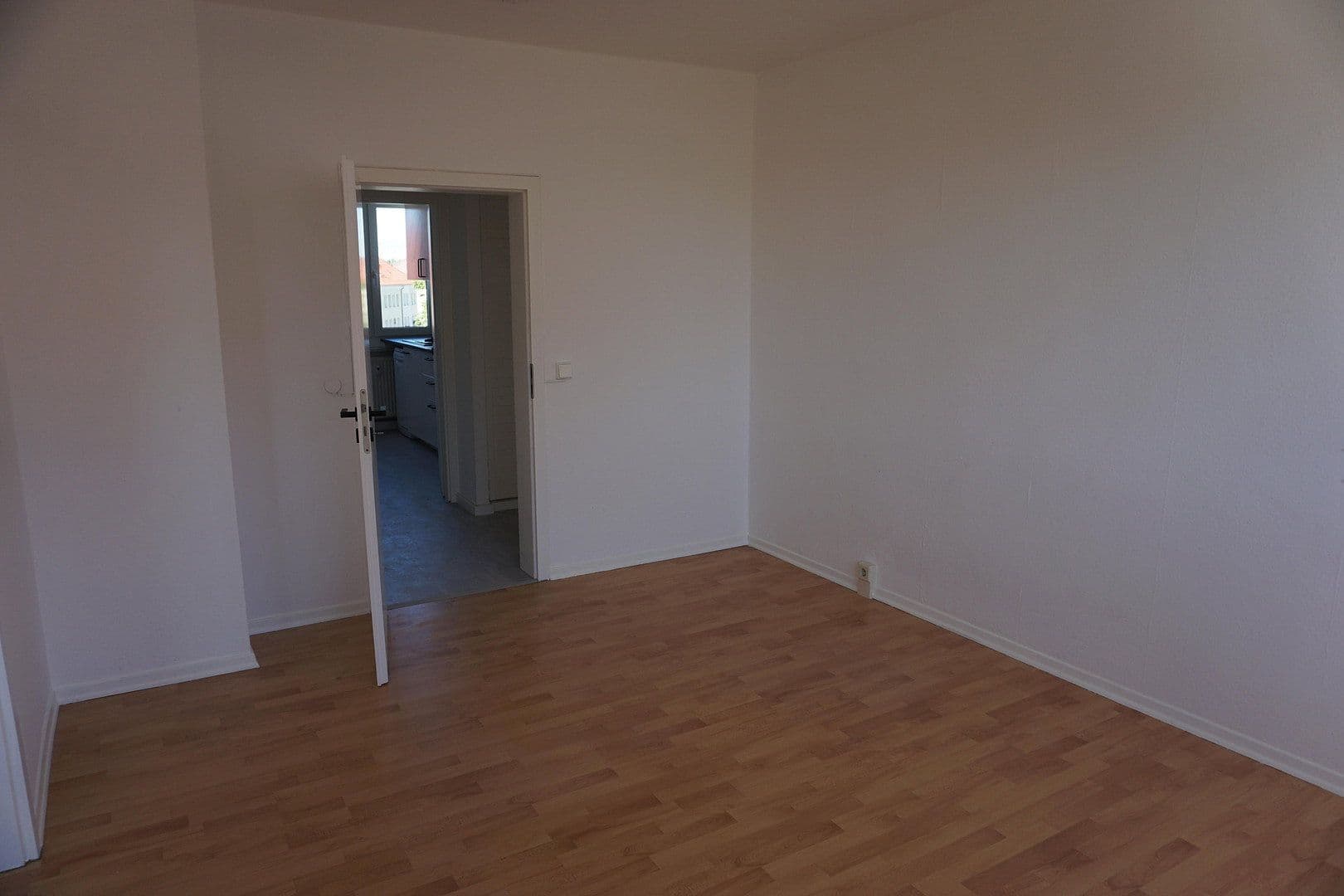 Prodej bytu 4+1 75 m², Neue Burgkemnitzer Str. 53, Muldestausee, Sasko-Anhaltsko Prodej bytu 4+1 75 m², Neue Burgkemnitzer Str. 53, Muldestausee, Sasko-Anhaltsko