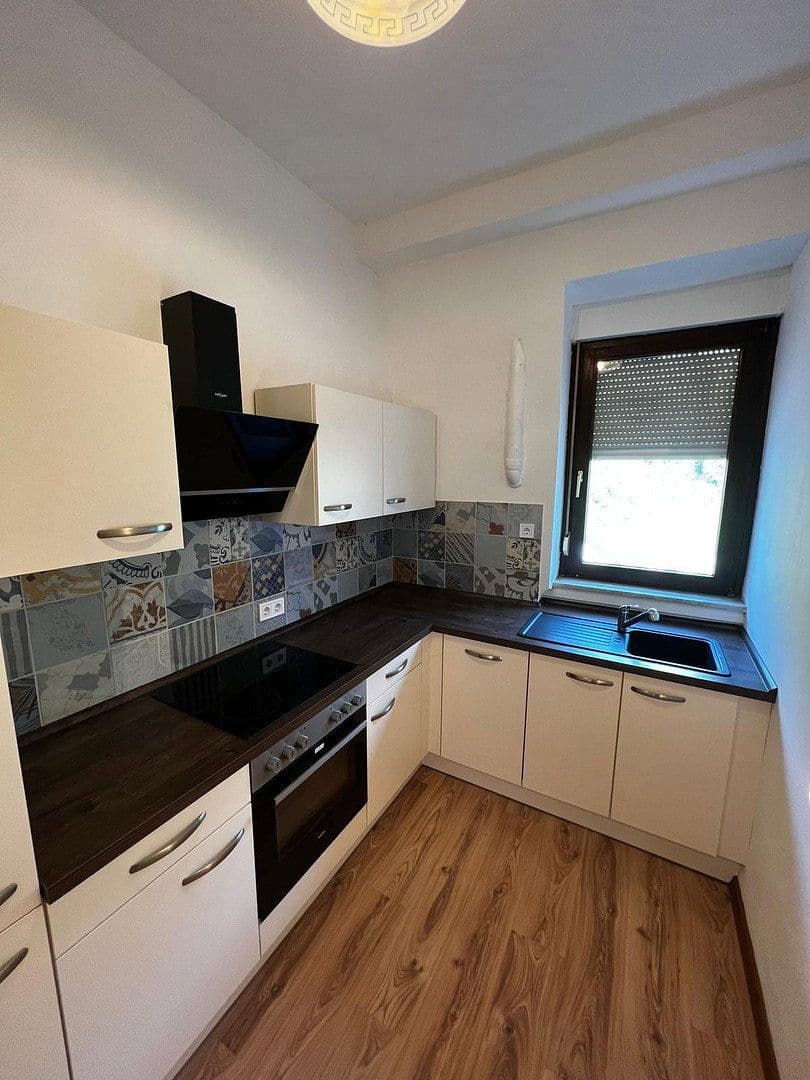 Pronájem bytu 3+1 68 m², Baden-Baden, Bádensko-Württembersko Pronájem bytu 3+1 68 m², Baden-Baden, Bádensko-Württembersko