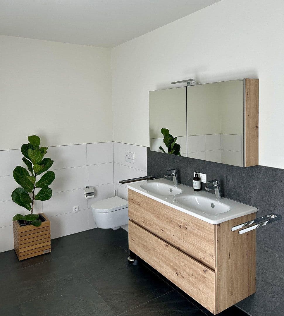 Prodej domu 218 m², pozemek 638 m², Borkwalde, Braniborsko Prodej domu 218 m², pozemek 638 m², Borkwalde, Braniborsko