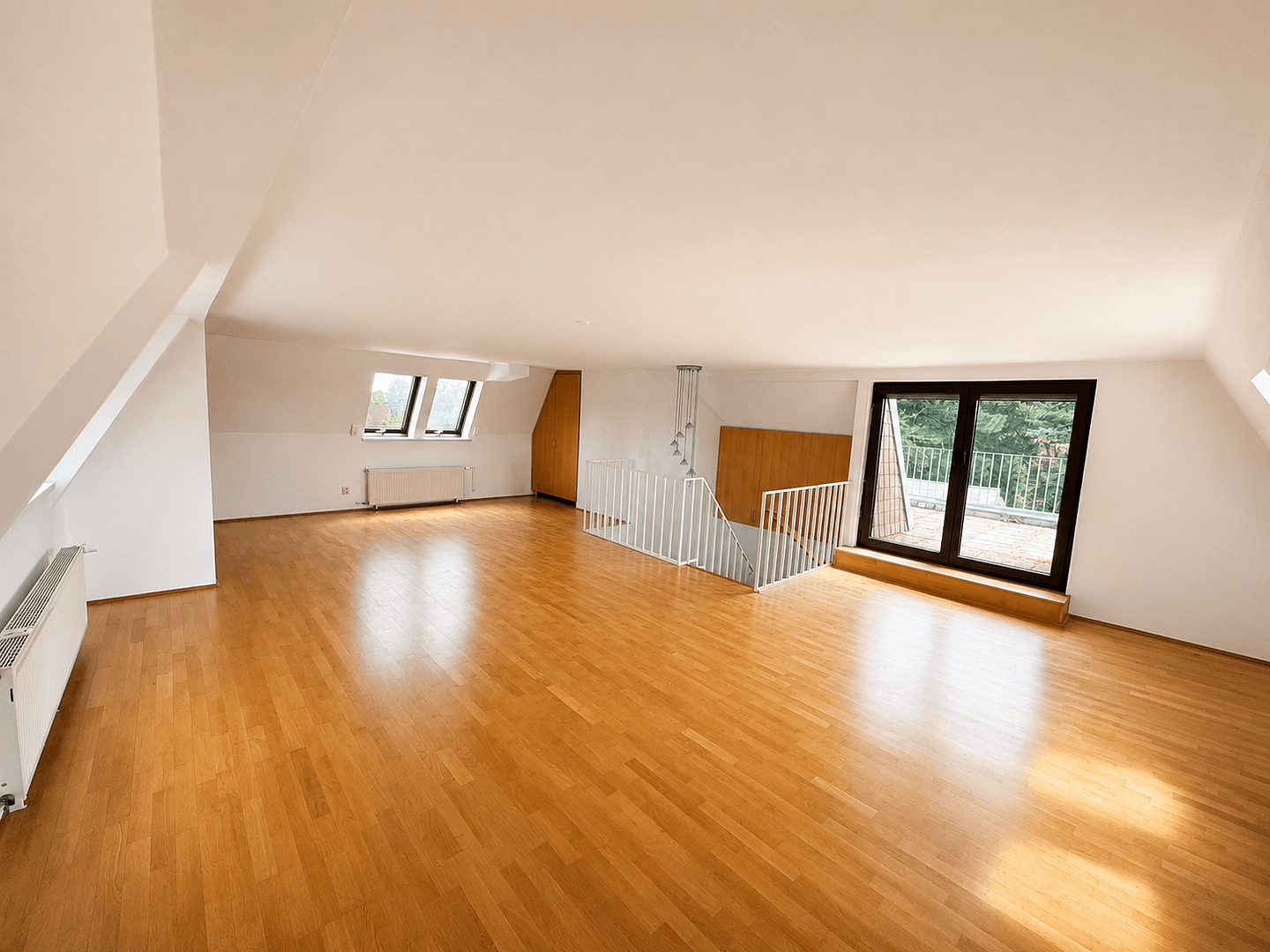 Pronájem bytu 4+1 163 m², Kappenstr. 9, Berlin, Berlín Pronájem bytu 4+1 163 m², Kappenstr. 9, Berlin, Berlín