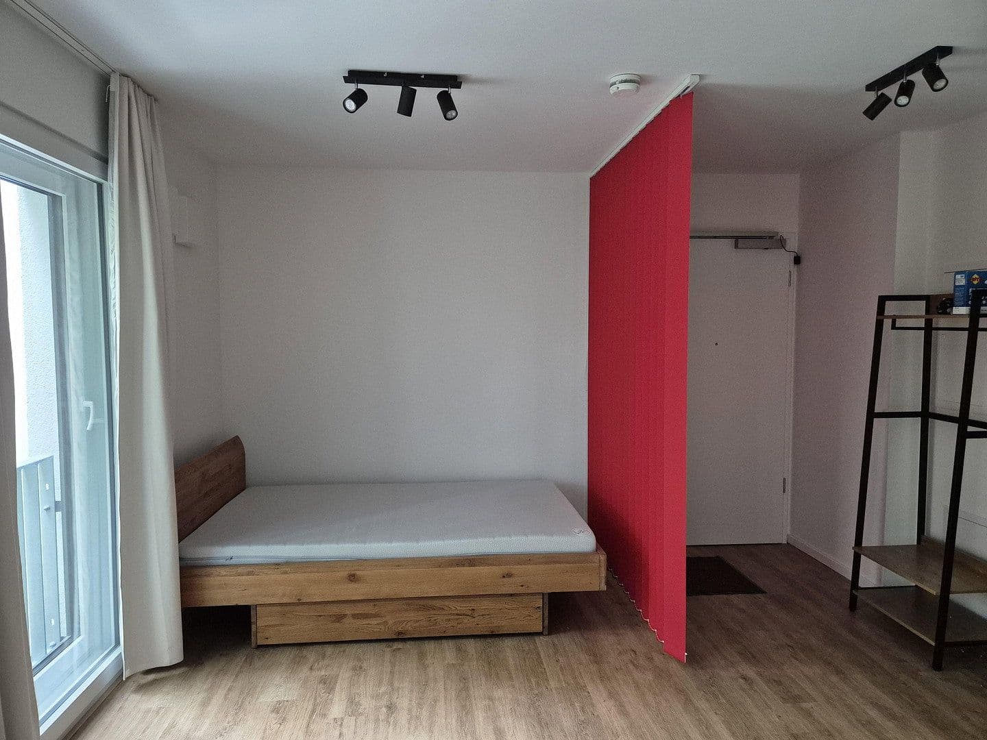 Pronájem bytu 1+1 27 m², Rembrandtstrasse 20, Berlin, Berlín Pronájem bytu 1+1 27 m², Rembrandtstrasse 20, Berlin, Berlín