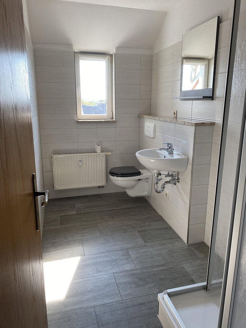 Pronájem bytu 2+1 49 m², Thümmelstr.23, Starohrad, Durynsko Pronájem bytu 2+1 49 m², Thümmelstr.23, Starohrad, Durynsko