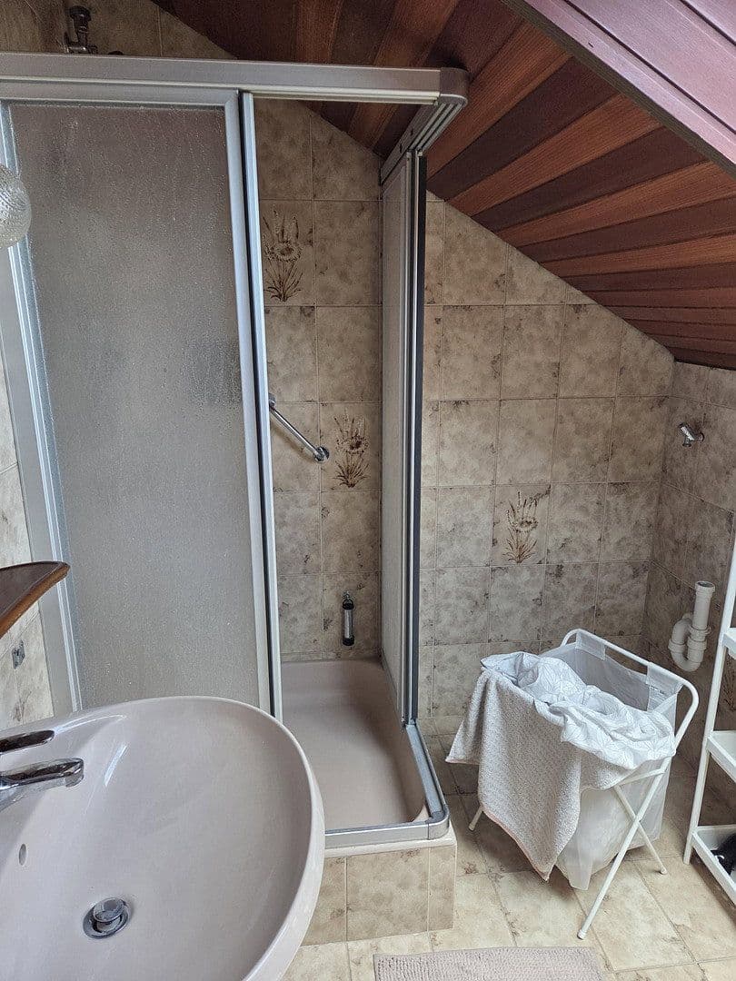 Pronájem bytu 2+1 45 m², Aalen, Bádensko-Württembersko Pronájem bytu 2+1 45 m², Aalen, Bádensko-Württembersko