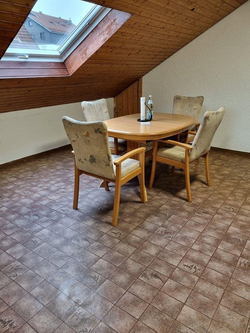 Pronájem bytu 2+1 45 m², Aalen, Bádensko-Württembersko Pronájem bytu 2+1 45 m², Aalen, Bádensko-Württembersko