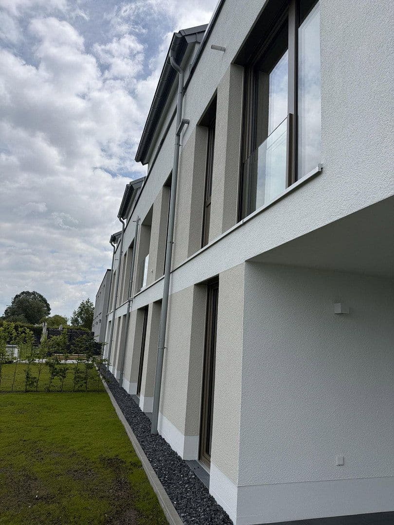 Pronájem bytu 3+1 94 m², Eichholzstrasse 11, Dortmund, Severní Porýní-Vestfálsko Pronájem bytu 3+1 94 m², Eichholzstrasse 11, Dortmund, Severní Porýní-Vestfálsko