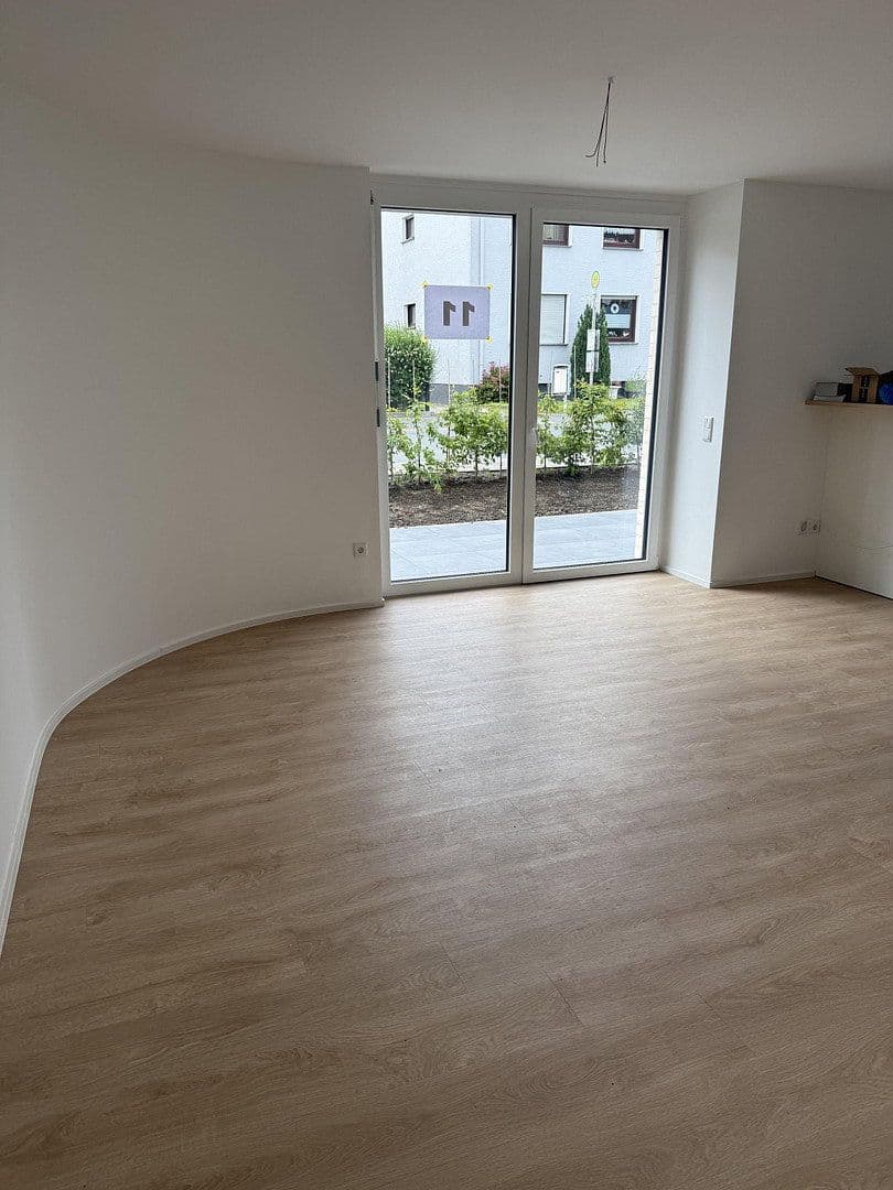 Pronájem bytu 3+1 94 m², Eichholzstrasse 11, Dortmund, Severní Porýní-Vestfálsko Pronájem bytu 3+1 94 m², Eichholzstrasse 11, Dortmund, Severní Porýní-Vestfálsko
