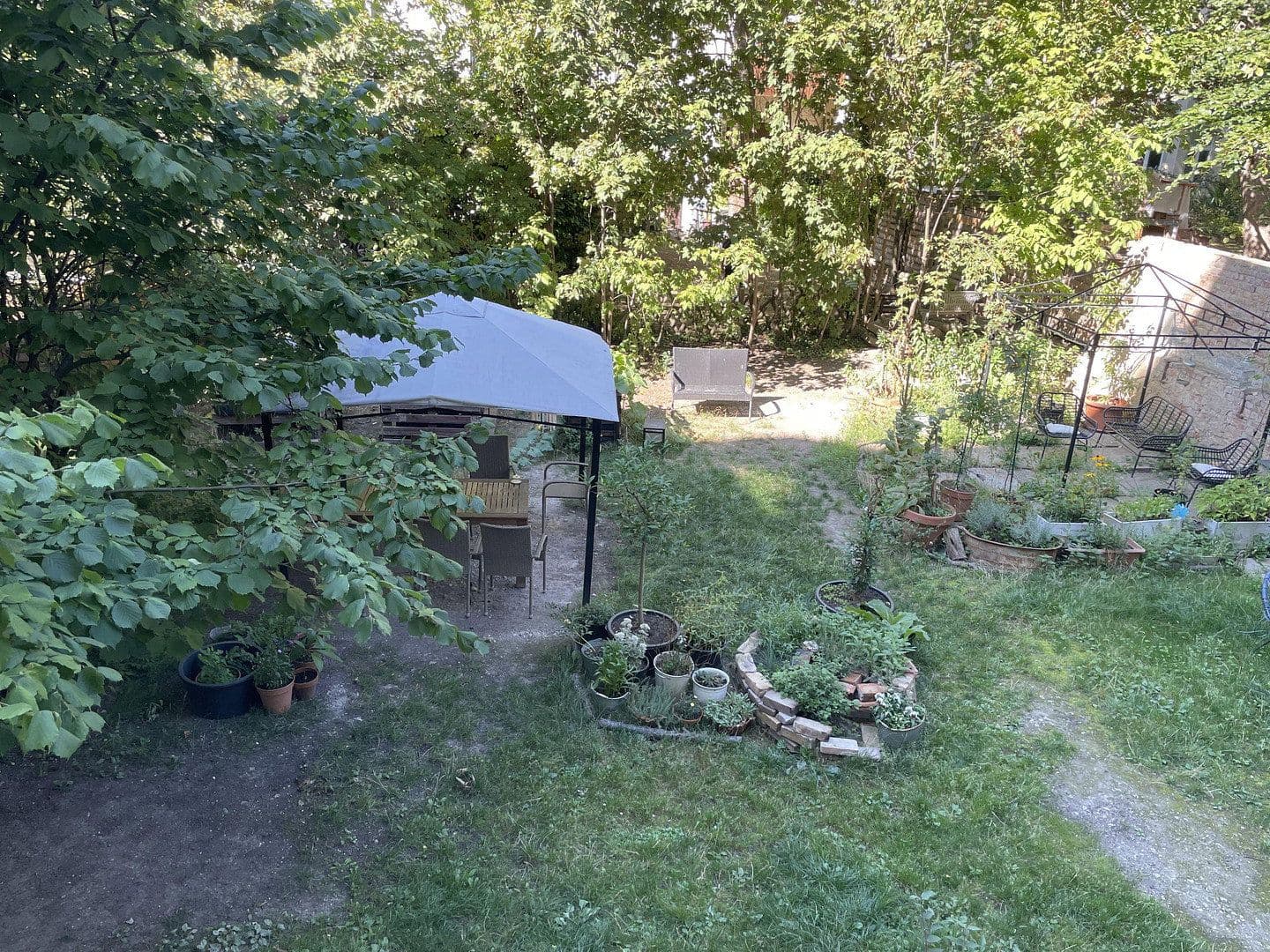Pronájem bytu 2+1 71 m², Riemannstrasse 28, Leipzig, Sasko Pronájem bytu 2+1 71 m², Riemannstrasse 28, Leipzig, Sasko