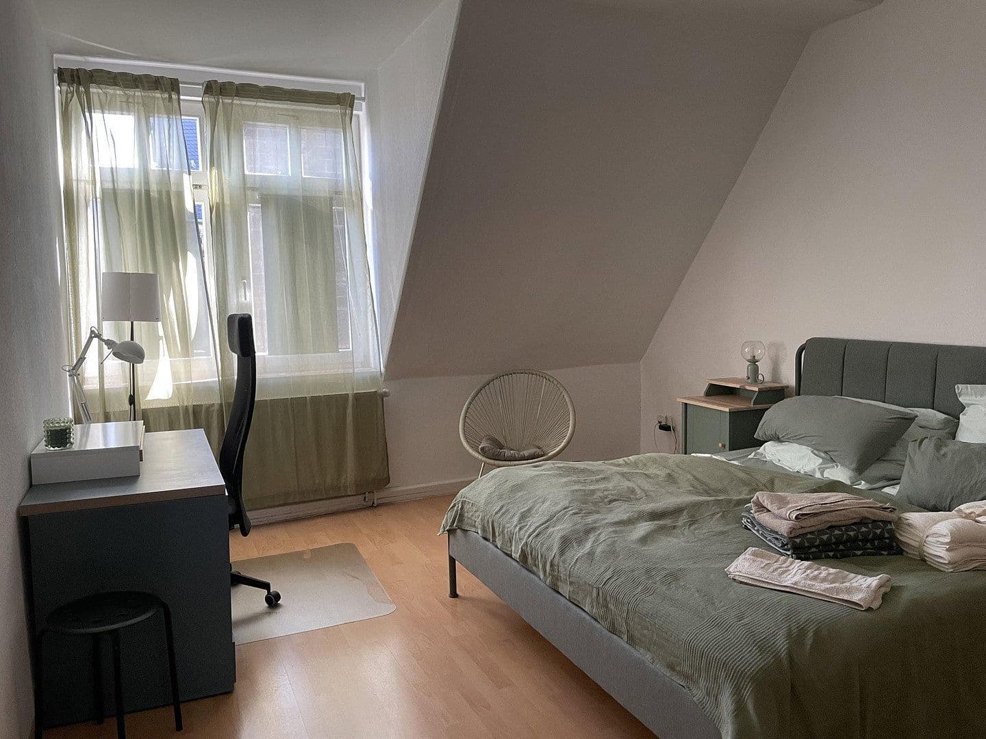 Pronájem bytu 2+1 71 m², Riemannstrasse 28, Leipzig, Sasko Pronájem bytu 2+1 71 m², Riemannstrasse 28, Leipzig, Sasko