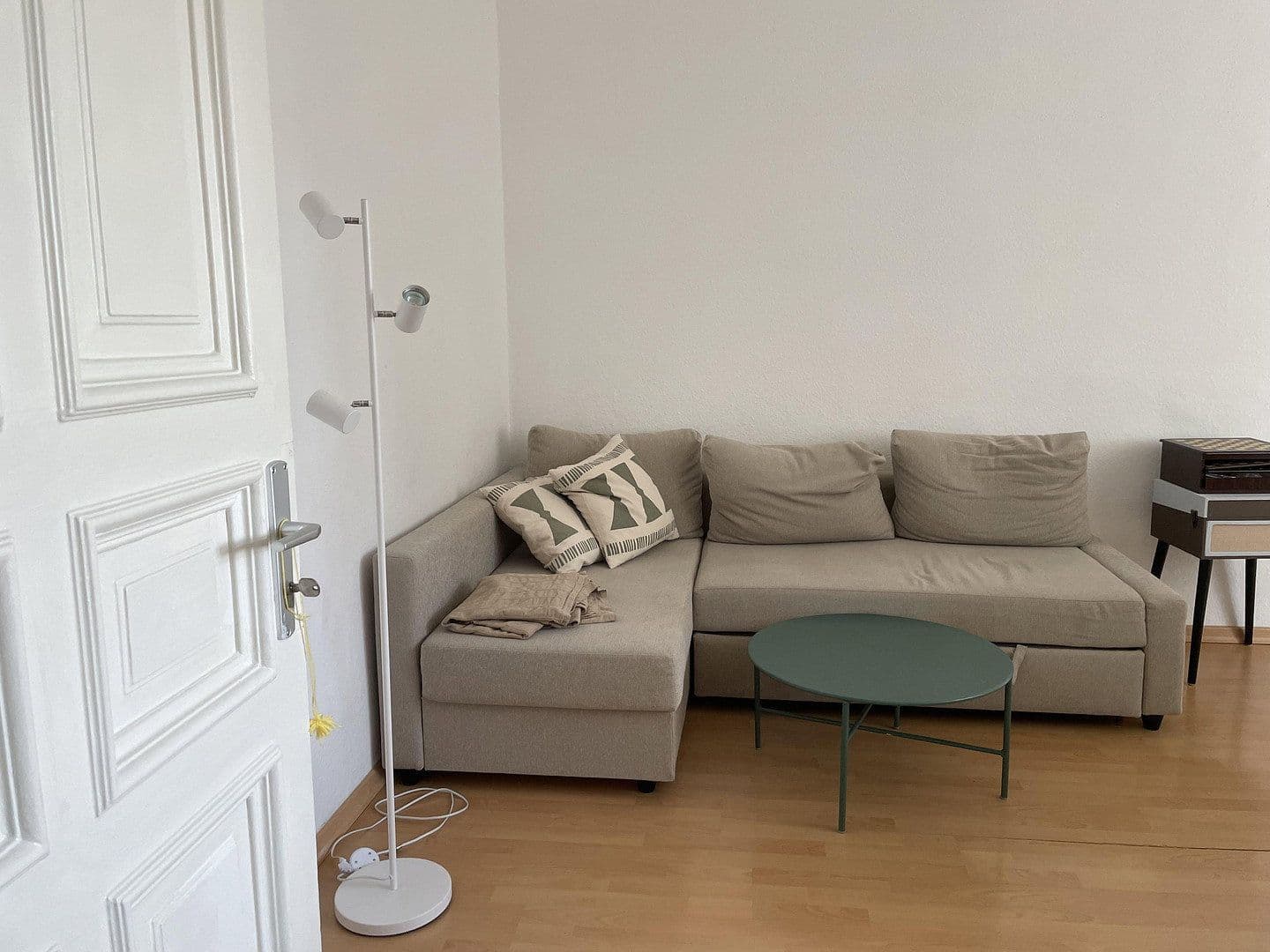 Pronájem bytu 2+1 71 m², Riemannstrasse 28, Leipzig, Sasko Pronájem bytu 2+1 71 m², Riemannstrasse 28, Leipzig, Sasko