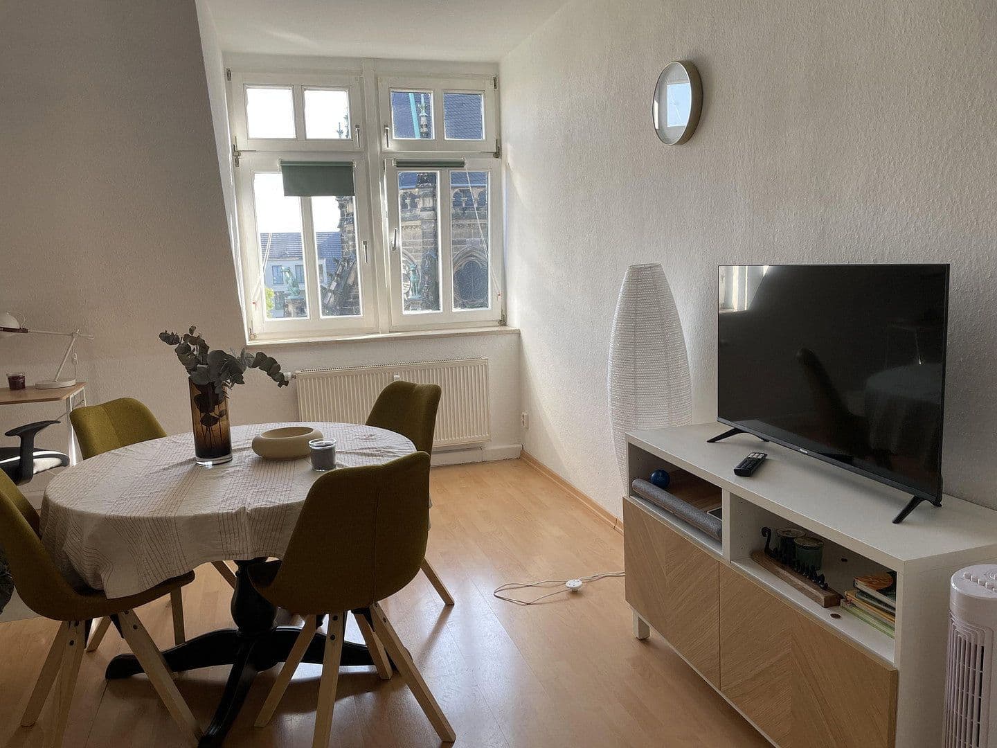 Pronájem bytu 2+1 71 m², Riemannstrasse 28, Leipzig, Sasko Pronájem bytu 2+1 71 m², Riemannstrasse 28, Leipzig, Sasko