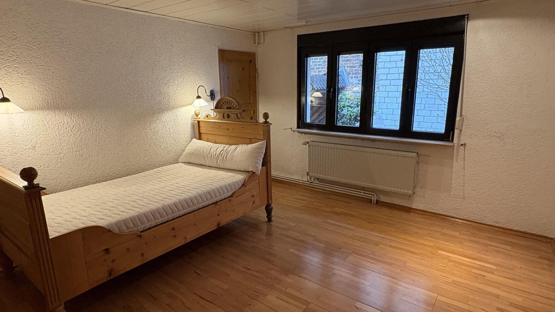 Prodej domu 120 m², pozemek 160 m², Hattersheim am Main, Hessen Prodej domu 120 m², pozemek 160 m², Hattersheim am Main, Hessen