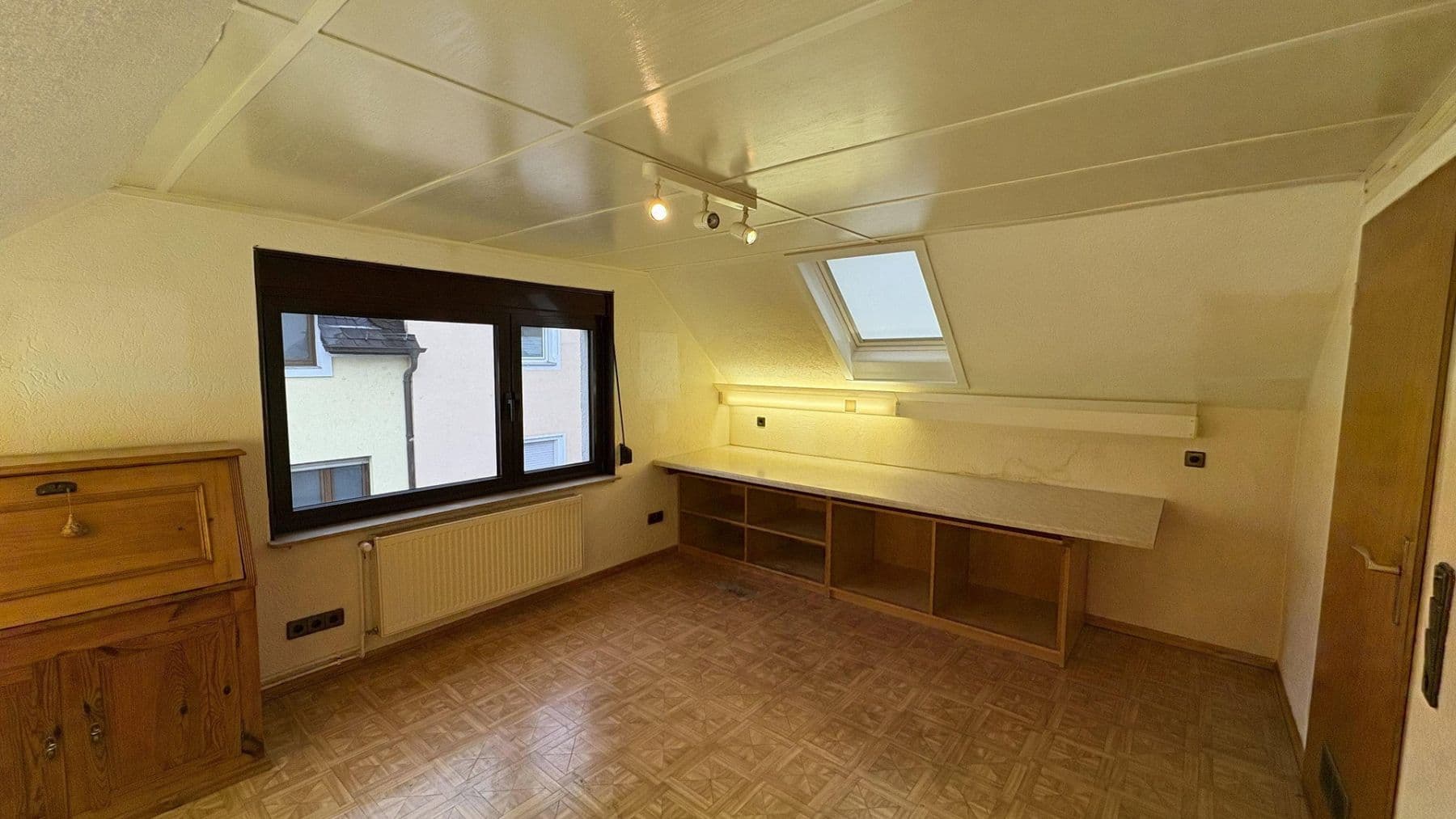Prodej domu 120 m², pozemek 160 m², Hattersheim am Main, Hessen Prodej domu 120 m², pozemek 160 m², Hattersheim am Main, Hessen