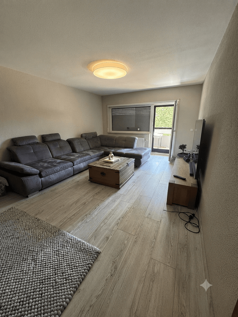 Pronájem bytu 3+1 96 m², Mannheim, Bádensko-Württembersko Pronájem bytu 3+1 96 m², Mannheim, Bádensko-Württembersko