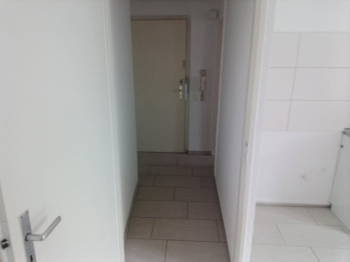 Pronájem bytu 1+1 27 m², Ludwig Feuerbach Str. 35, Nürnberg, Bavorsko Pronájem bytu 1+1 27 m², Ludwig Feuerbach Str. 35, Nürnberg, Bavorsko