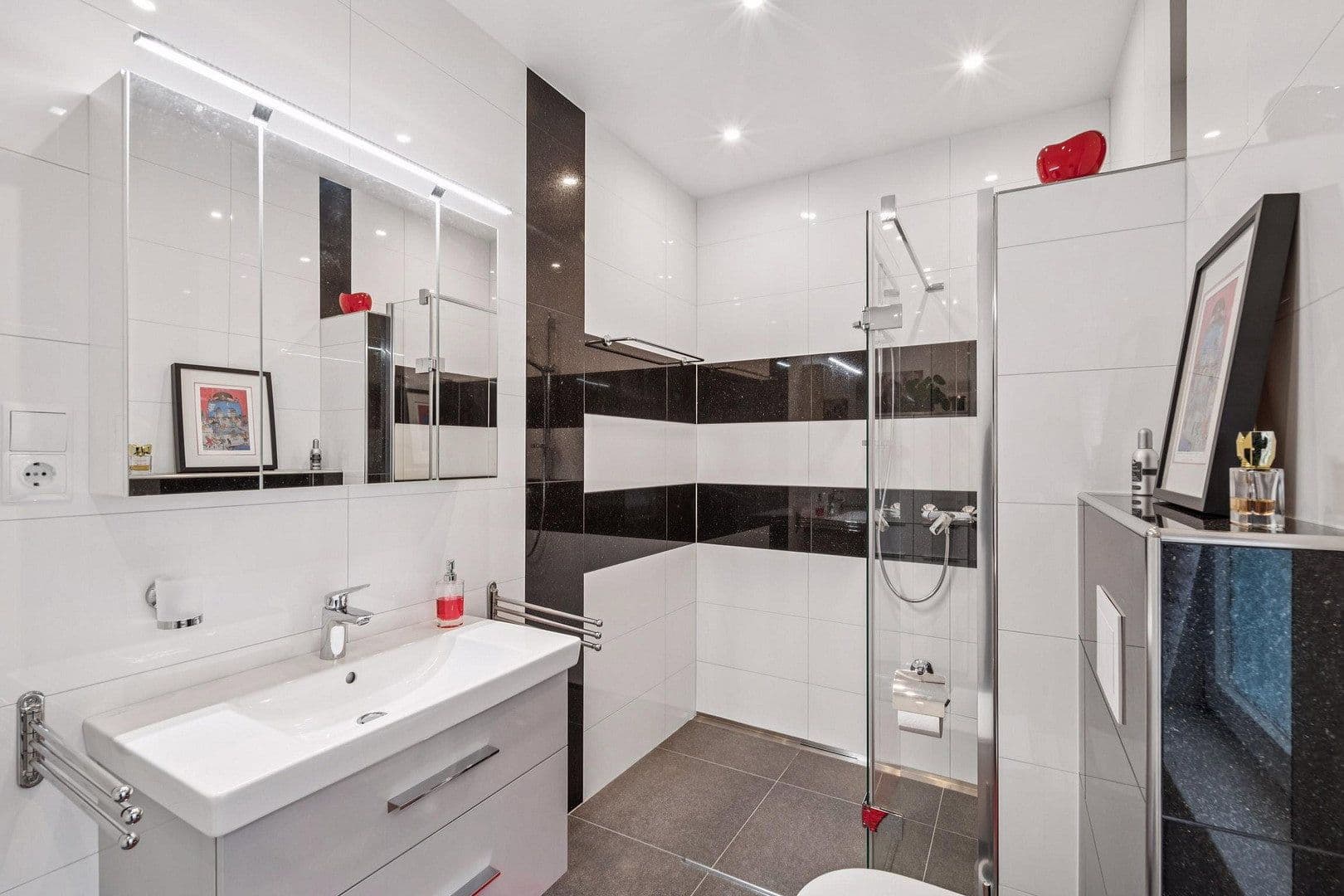 Prodej domu 179 m², pozemek 149 m², Bad Kreuznach, Porýní-Falc Prodej domu 179 m², pozemek 149 m², Bad Kreuznach, Porýní-Falc