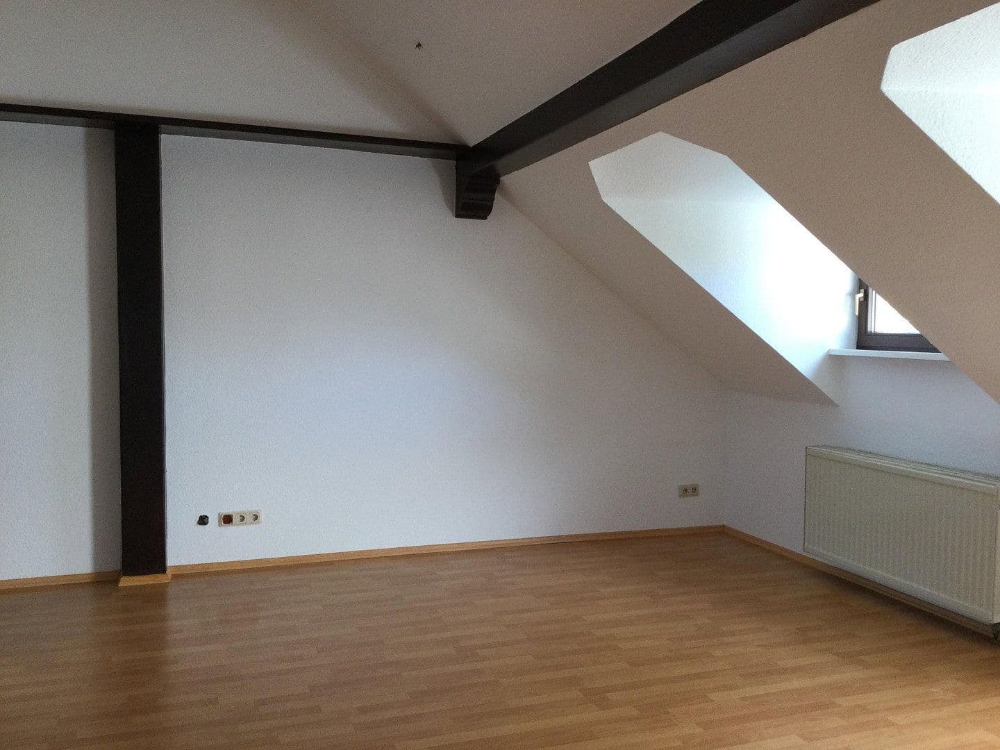 Prodej domu 179 m², pozemek 149 m², Bad Kreuznach, Porýní-Falc Prodej domu 179 m², pozemek 149 m², Bad Kreuznach, Porýní-Falc
