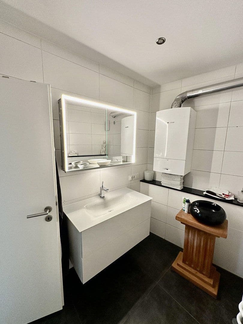 Prodej bytu 4+1 135 m², Entenpfuhl 16, Koblenz, Porýní-Falc Prodej bytu 4+1 135 m², Entenpfuhl 16, Koblenz, Porýní-Falc