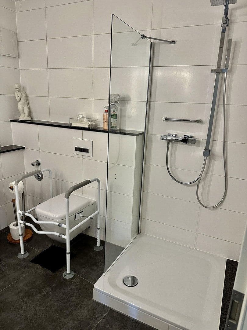 Prodej bytu 4+1 135 m², Entenpfuhl 16, Koblenz, Porýní-Falc Prodej bytu 4+1 135 m², Entenpfuhl 16, Koblenz, Porýní-Falc