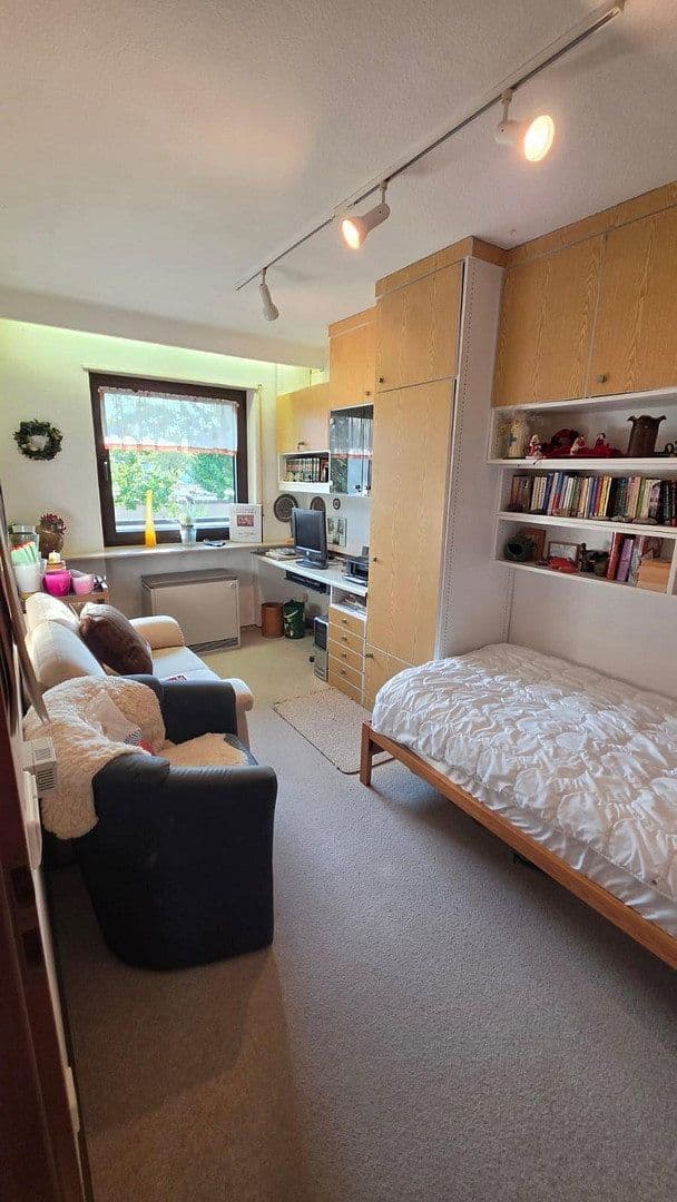 Prodej domu 124 m², pozemek 195 m², Mannheim, Bádensko-Württembersko Prodej domu 124 m², pozemek 195 m², Mannheim, Bádensko-Württembersko