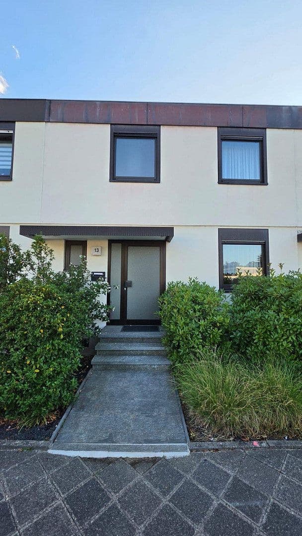 Prodej domu 124 m², pozemek 195 m², Mannheim, Bádensko-Württembersko Prodej domu 124 m², pozemek 195 m², Mannheim, Bádensko-Württembersko