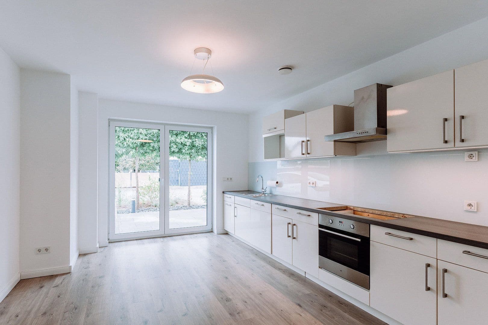 Prodej domu 146 m², pozemek 400 m², Siegburg, Severní Porýní-Vestfálsko Prodej domu 146 m², pozemek 400 m², Siegburg, Severní Porýní-Vestfálsko