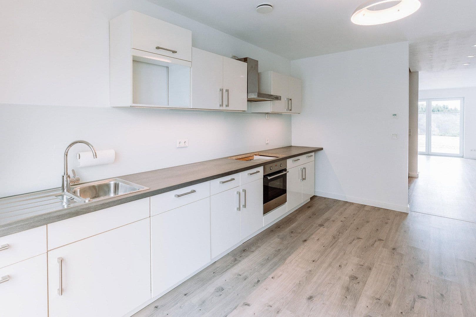 Prodej domu 146 m², pozemek 400 m², Siegburg, Severní Porýní-Vestfálsko Prodej domu 146 m², pozemek 400 m², Siegburg, Severní Porýní-Vestfálsko