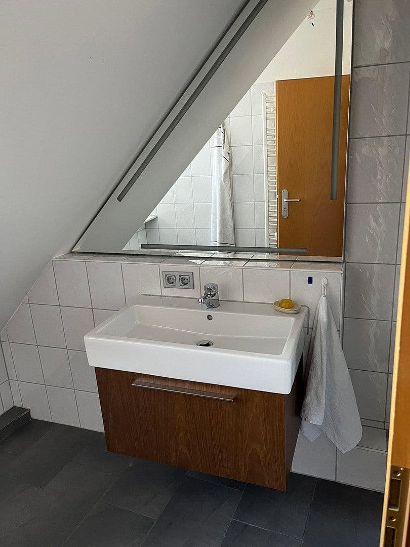 Prodej bytu 3+1 75 m², Landau, Porýní-Falc Prodej bytu 3+1 75 m², Landau, Porýní-Falc