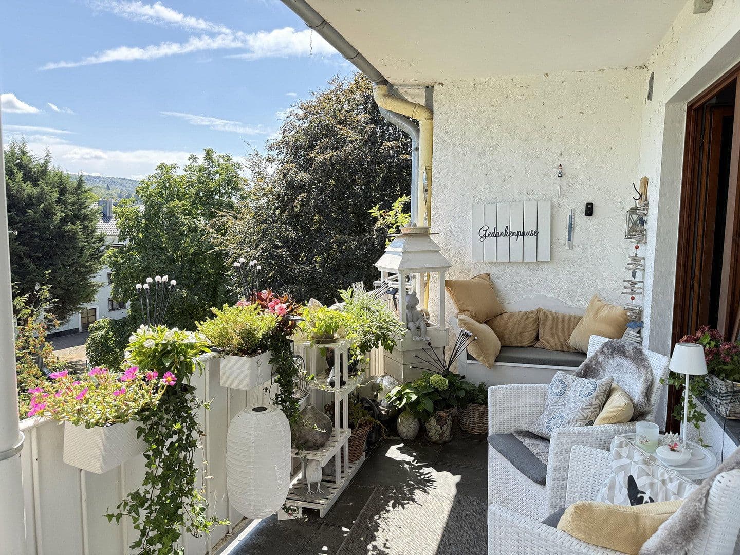 Pronájem bytu 3+1 94 m², Kurfürstenstraße 45, Koblenz, Porýní-Falc Pronájem bytu 3+1 94 m², Kurfürstenstraße 45, Koblenz, Porýní-Falc